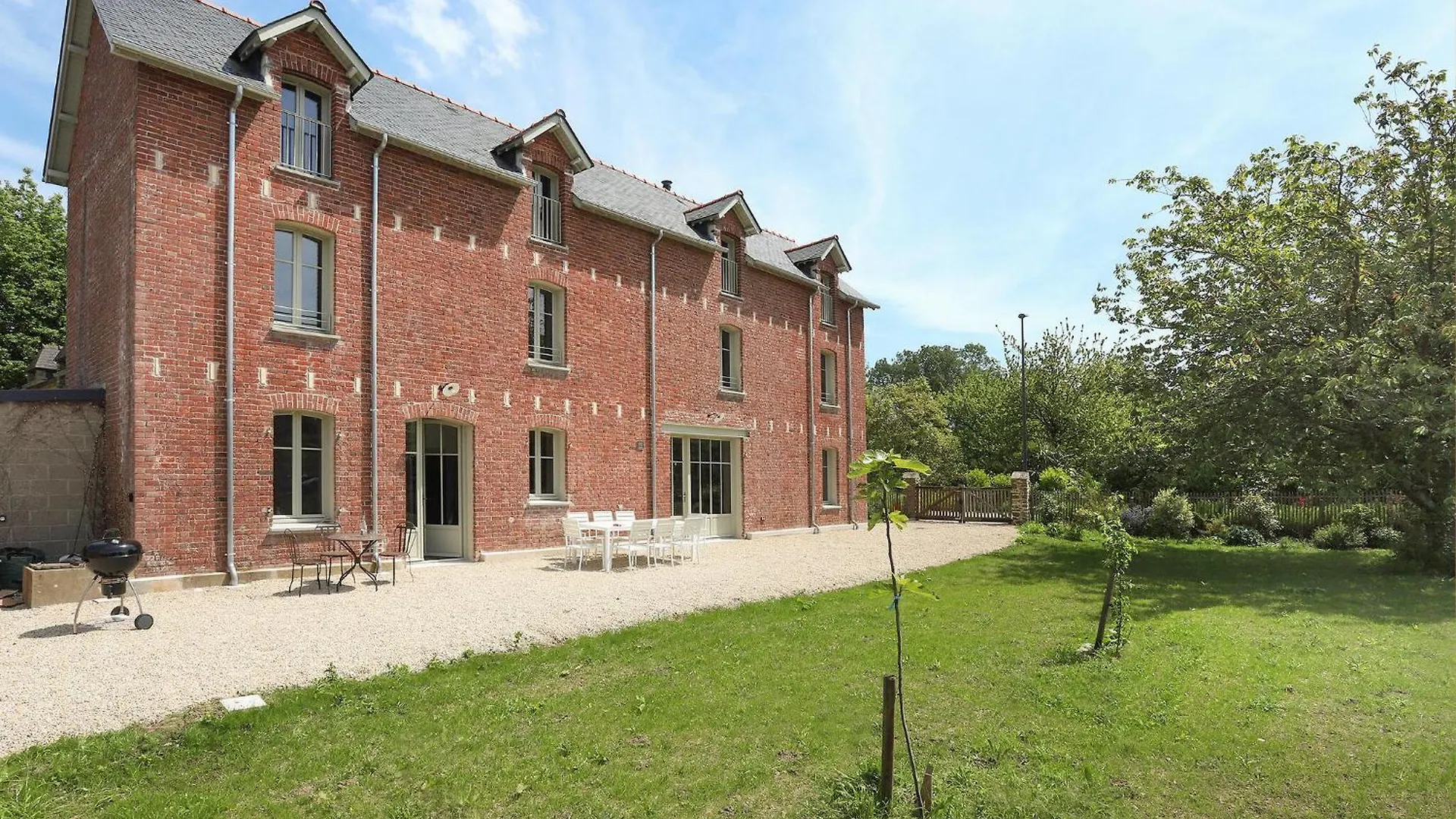Amazing Home In Le Minihic-Sur-Rance With Wifi location