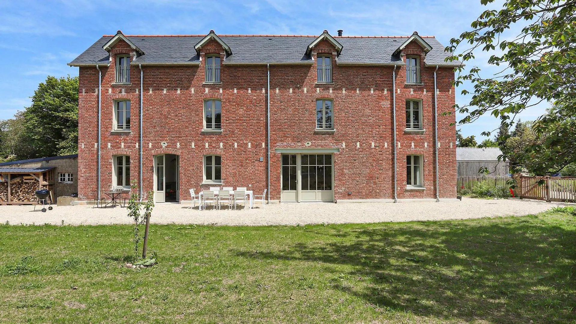 Holiday home Amazing Home In Le Minihic-Sur-Rance With Wifi