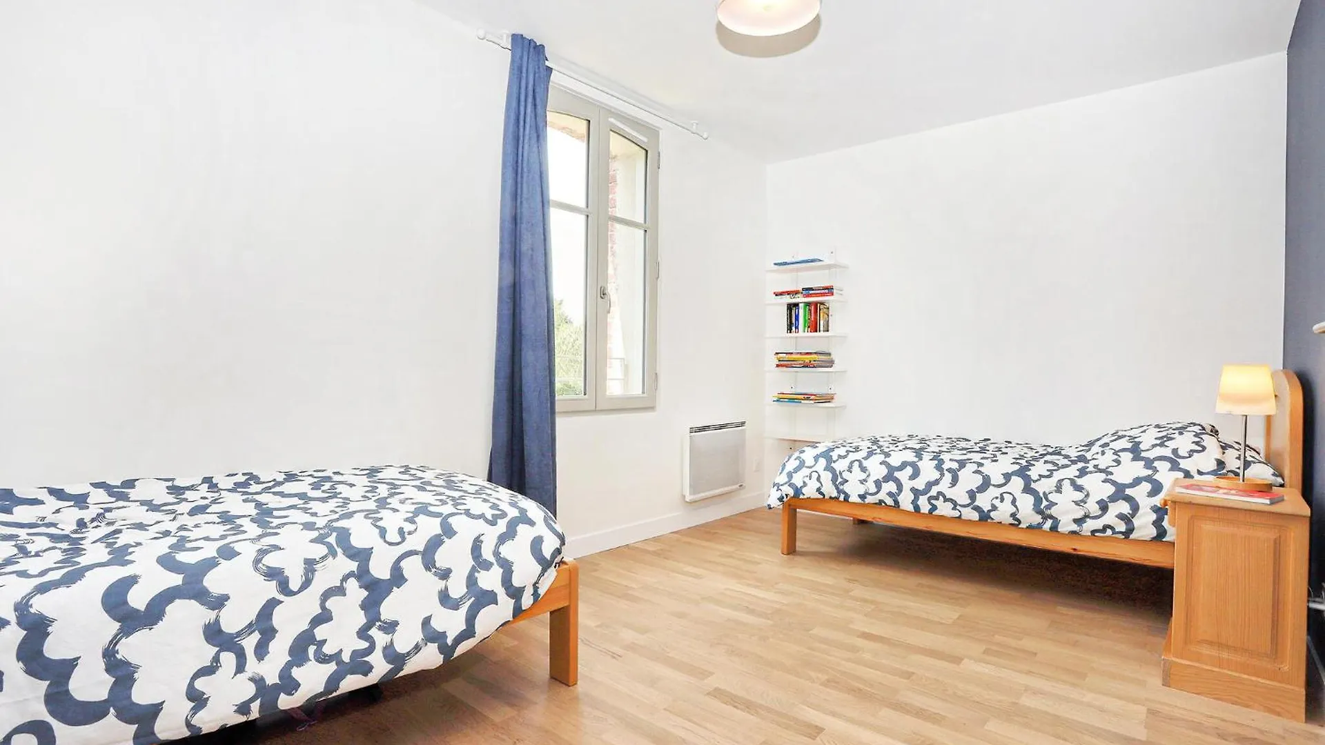 Amazing Home In Le Minihic-Sur-Rance With Wifi