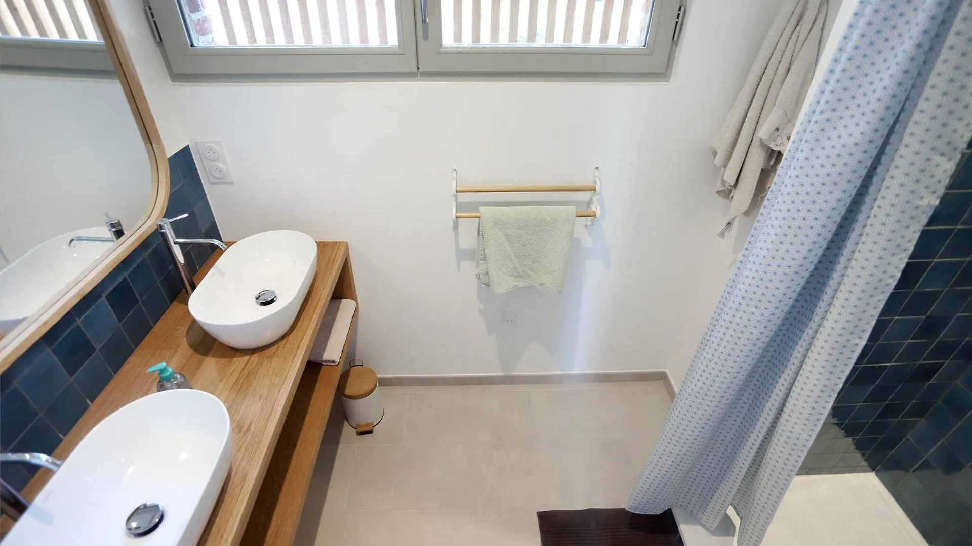 Amazing Home In Le Minihic-Sur-Rance With Wifi 0*,  France