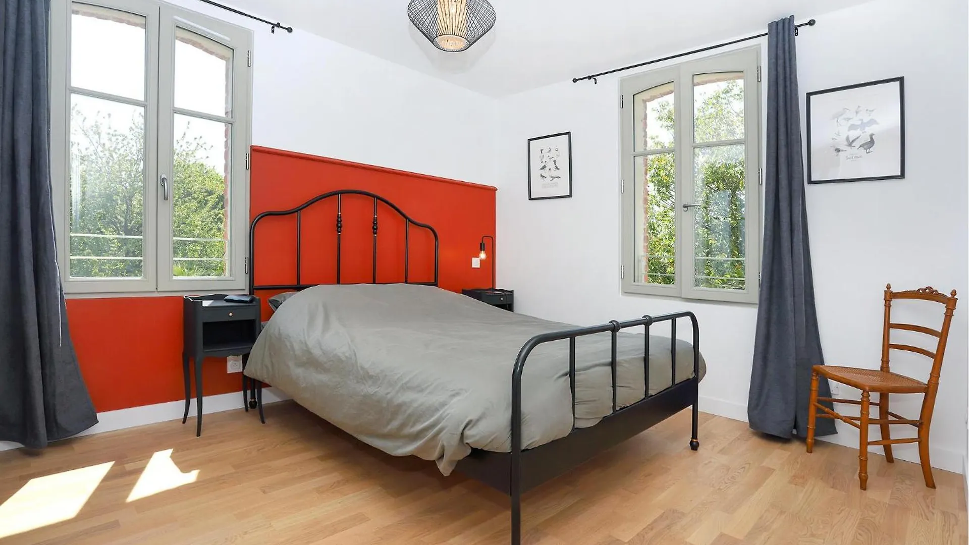Amazing Home In Le Minihic-Sur-Rance With Wifi